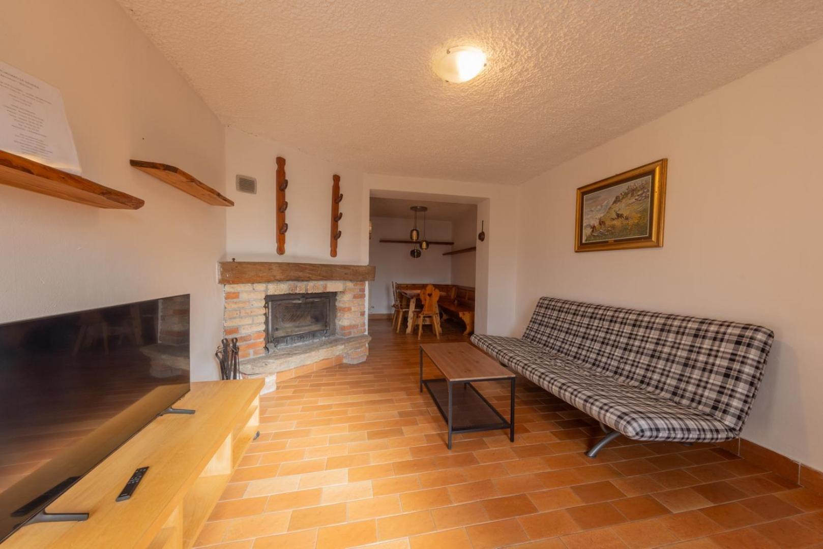Agriturismo La Nevera لانسو دينْتيلفي الغرفة الصورة