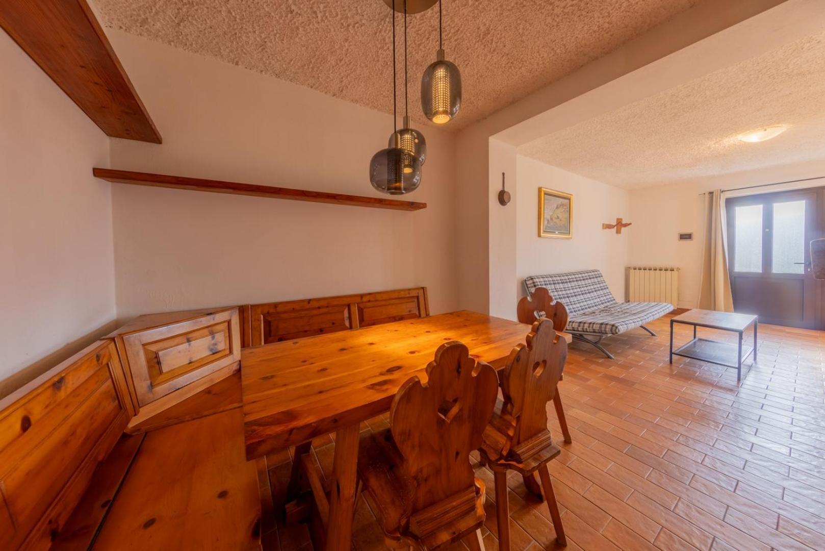 Agriturismo La Nevera لانسو دينْتيلفي الغرفة الصورة